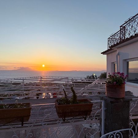 Hotel Dania Sorrento Eksteriør bilde