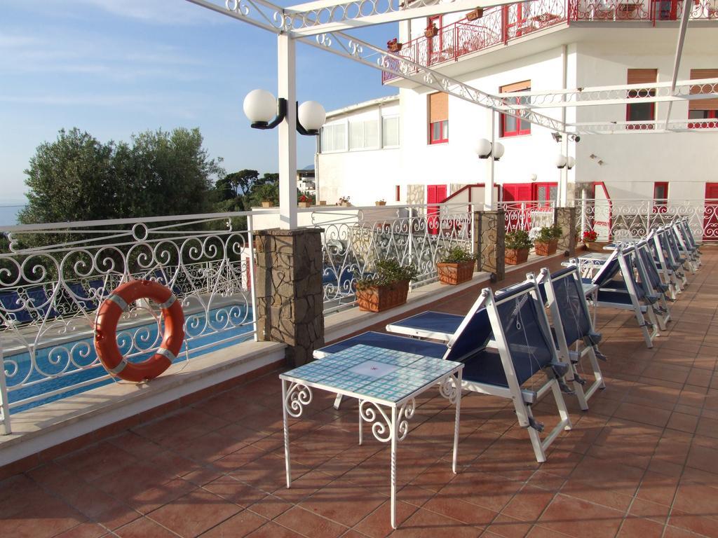 Hotel Dania Sorrento Eksteriør bilde