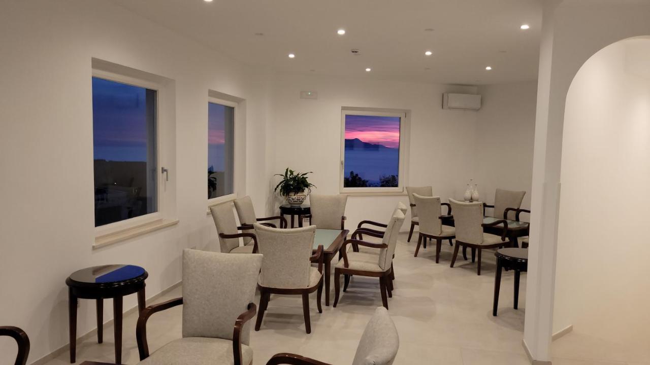 Hotel Dania Sorrento Eksteriør bilde