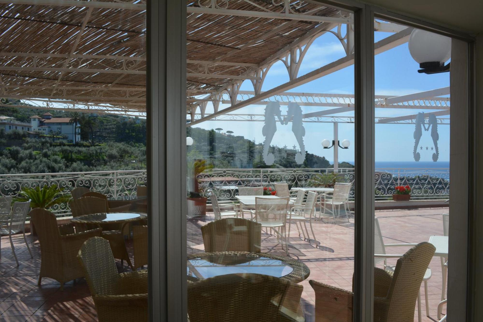 Hotel Dania Sorrento Eksteriør bilde