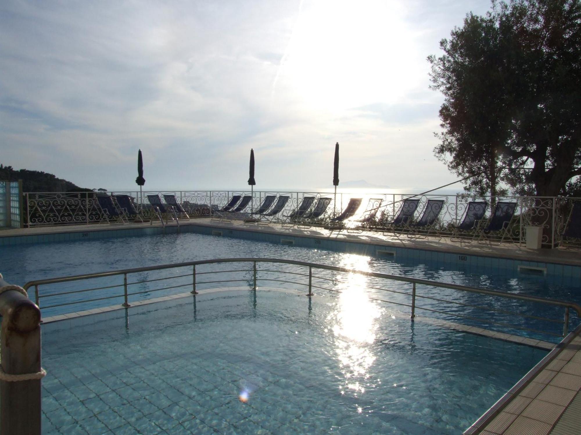 Hotel Dania Sorrento Eksteriør bilde