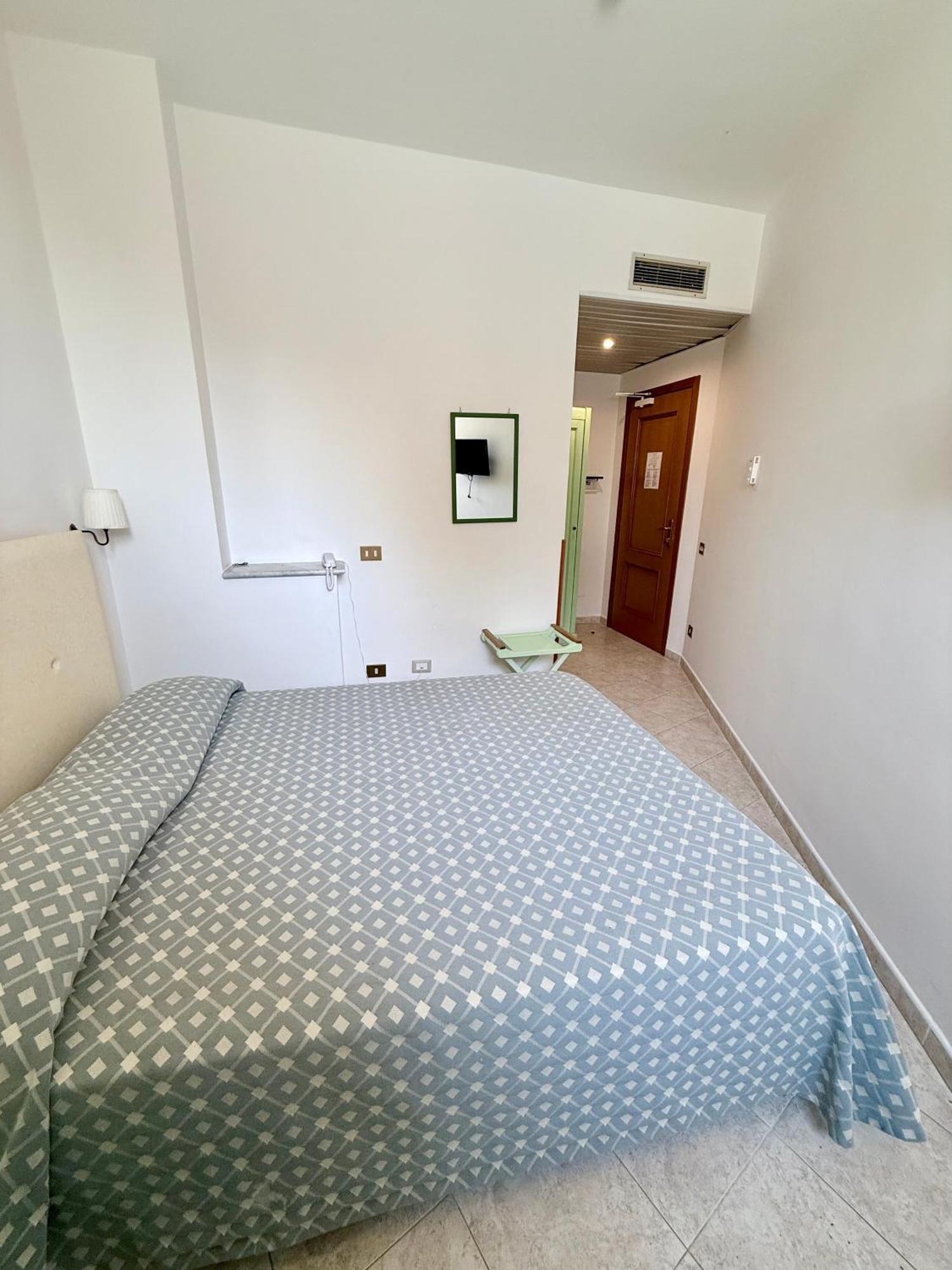 Hotel Dania Sorrento Eksteriør bilde