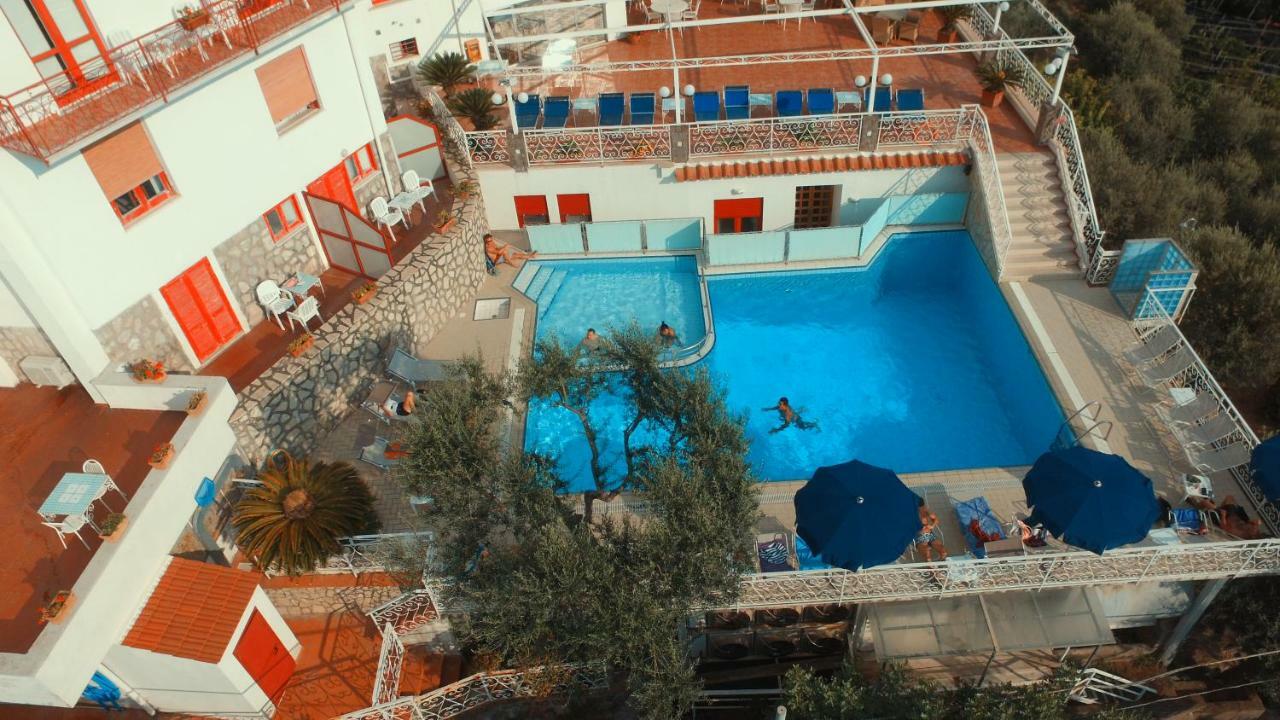 Hotel Dania Sorrento Eksteriør bilde