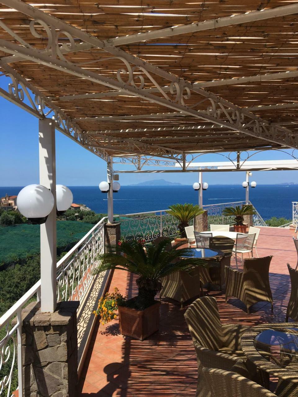 Hotel Dania Sorrento Eksteriør bilde